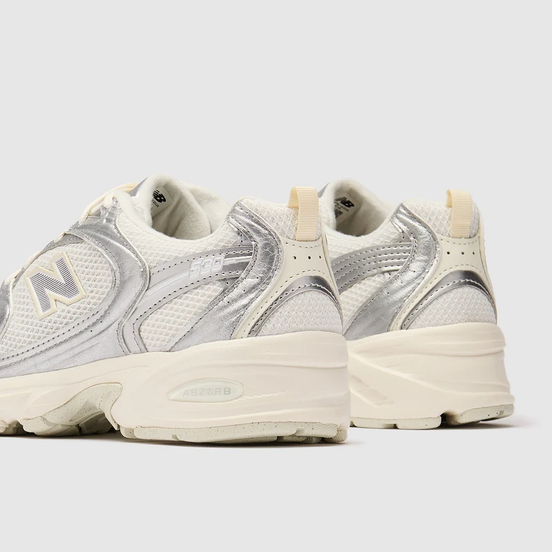 New Balance 530