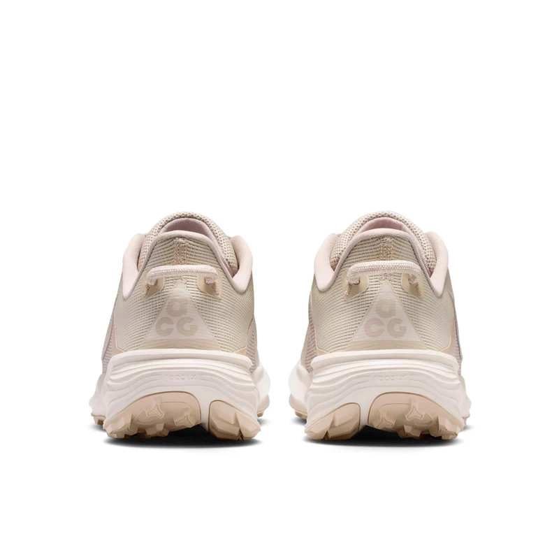 ACG Pegasus Trail Chaussure trail Femmes - crème, beige