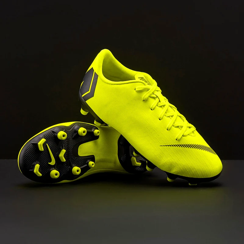 Chaussure de football multi