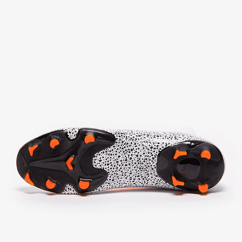 Chaussure de football multi