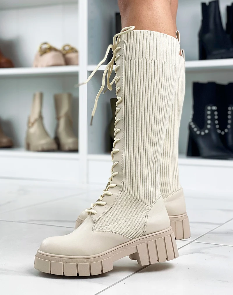 Bottes beiges effet chaussette à lacets