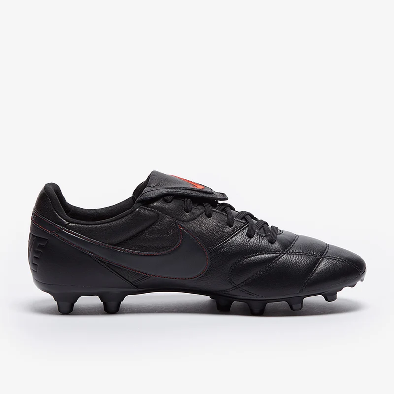 Chaussure de football à crampons pour terrain sec Nike Premi