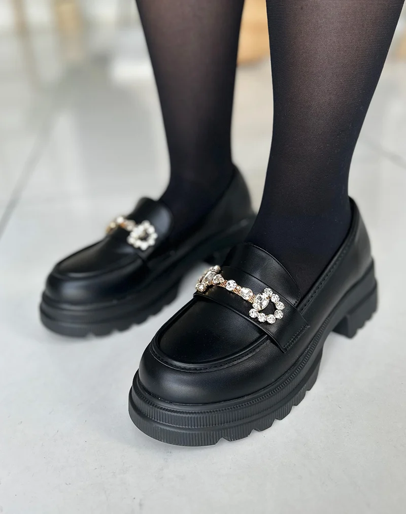 Mocassins noirs et à strass
