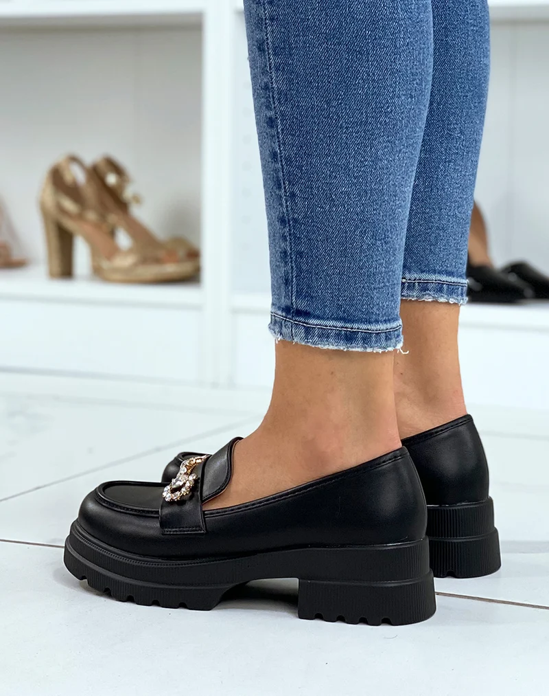 Mocassins noirs et à strass