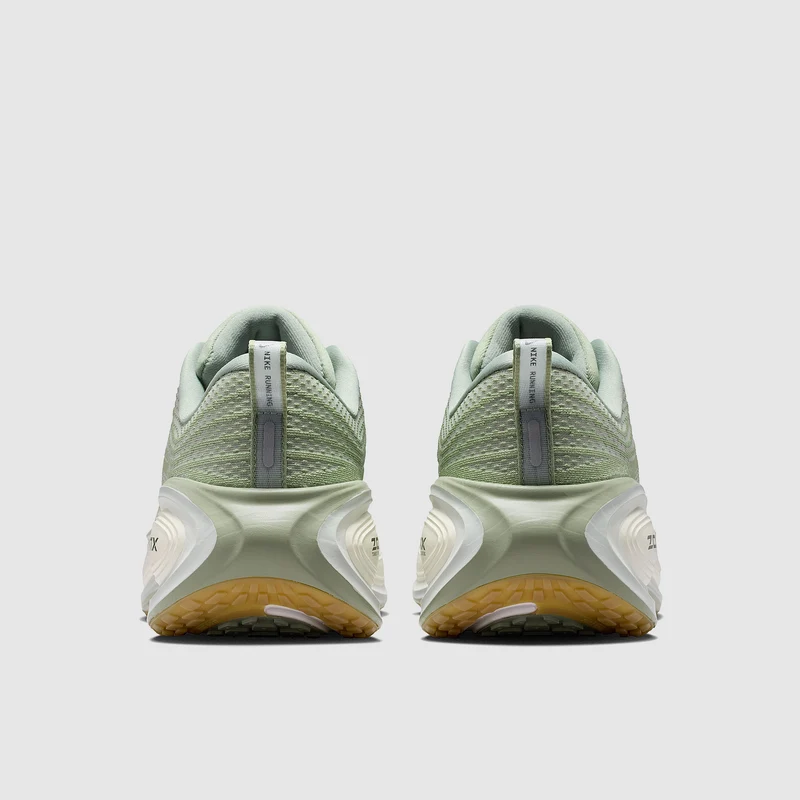 Nike Vomero Plus
