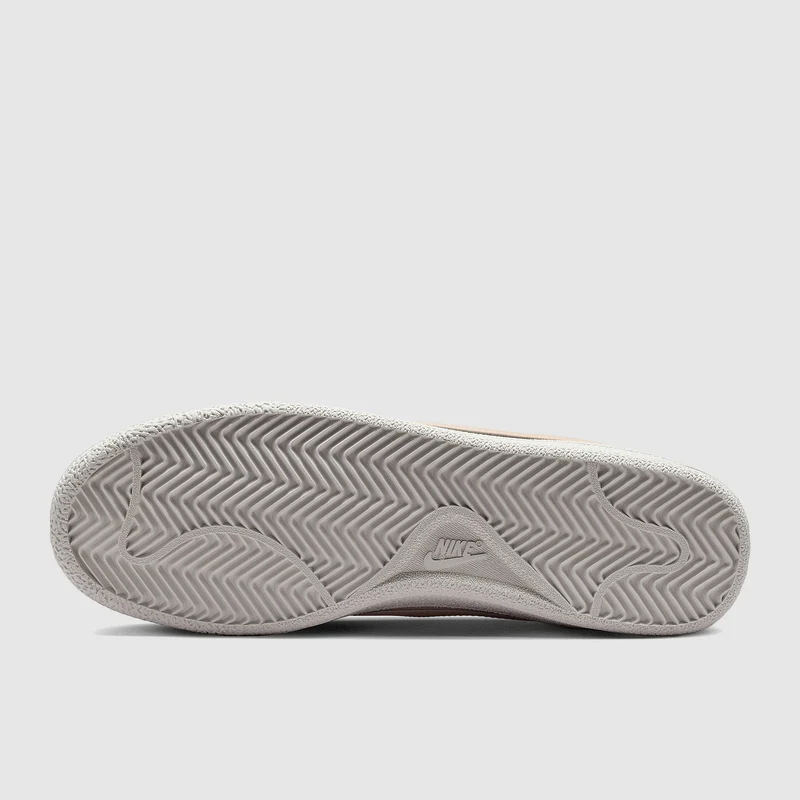 Nike Sportswear Tennis Classic AC