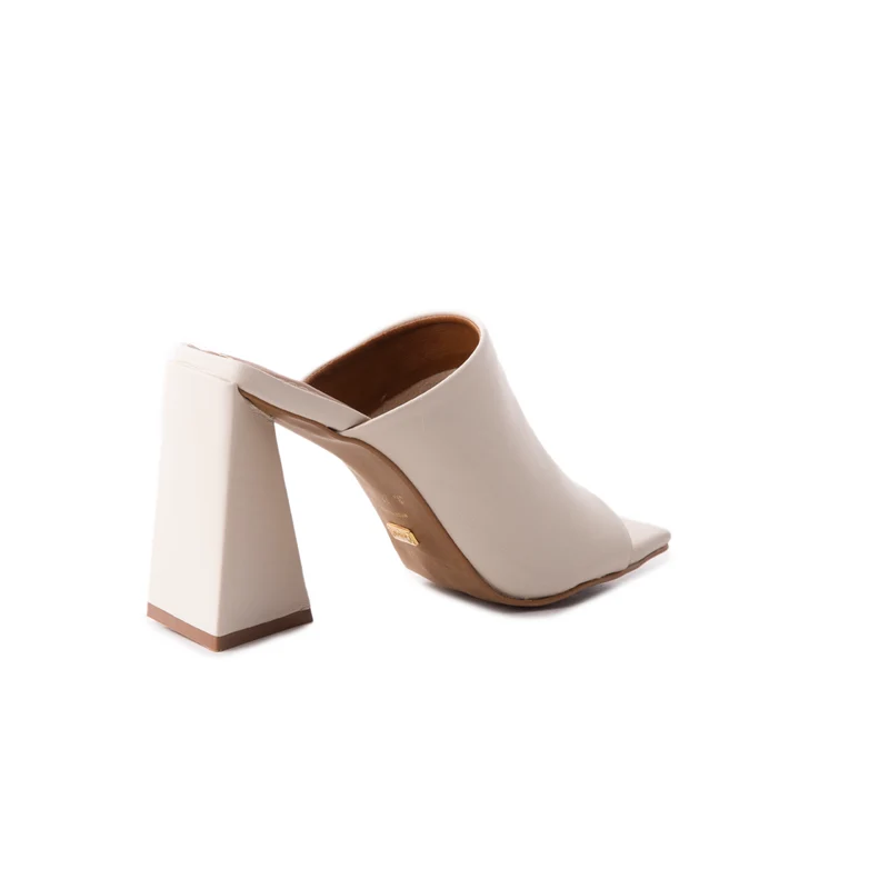 Levu Cream Leather