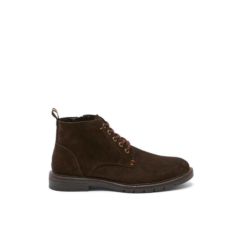 ANGUS MARRON