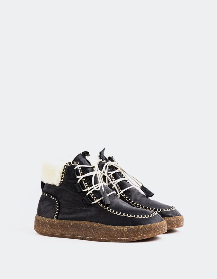 Osiris Black Leather