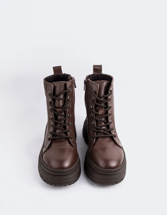 Eucles Brown Leather
