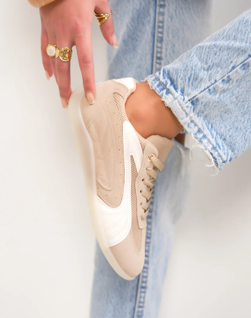 Basket femme beige élégante empiècements beige clair