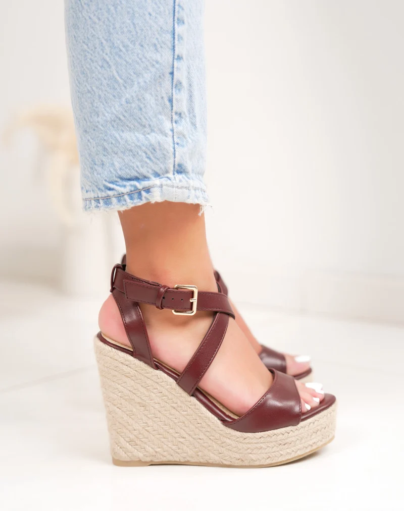 Sandales compensées femme bordeaux élégantes en jute naturel
