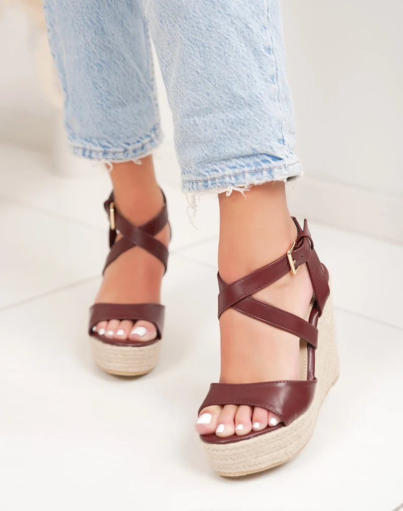 Sandales compensées femme bordeaux élégantes en jute naturel