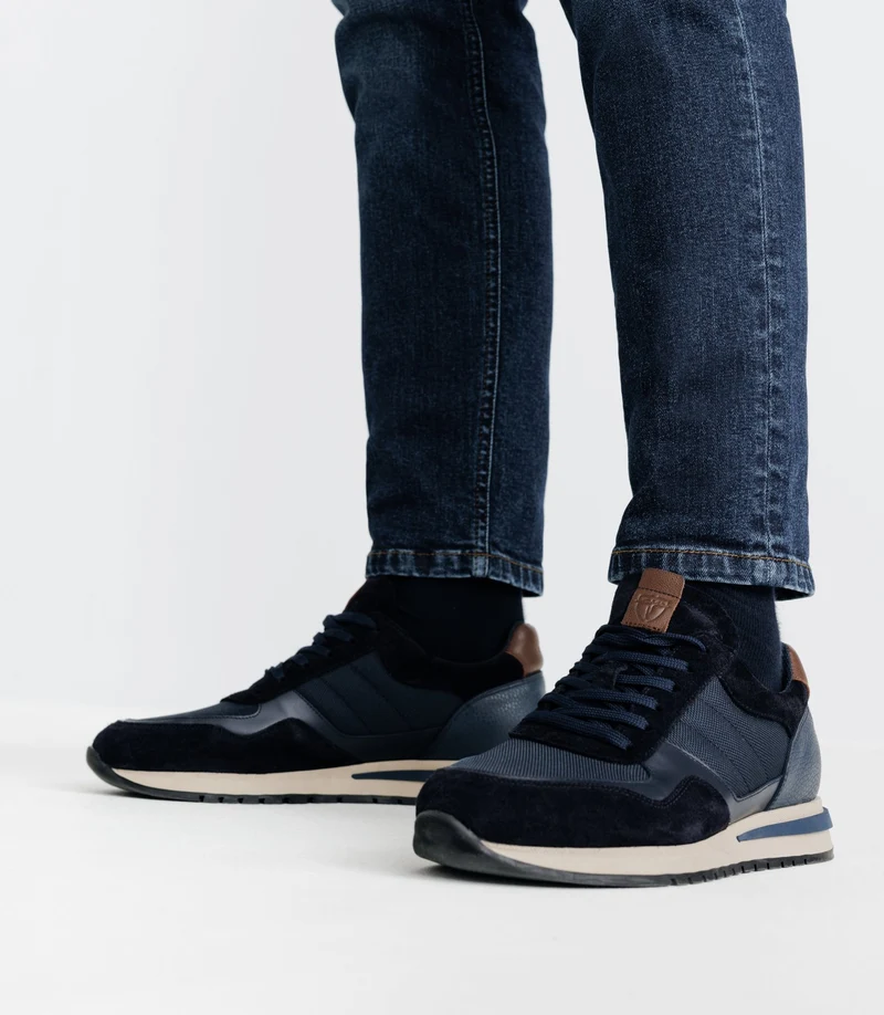 Chaussures sneakers en cuir marine