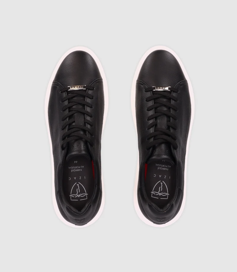 Chaussures sneakers à lacets en cuir noires