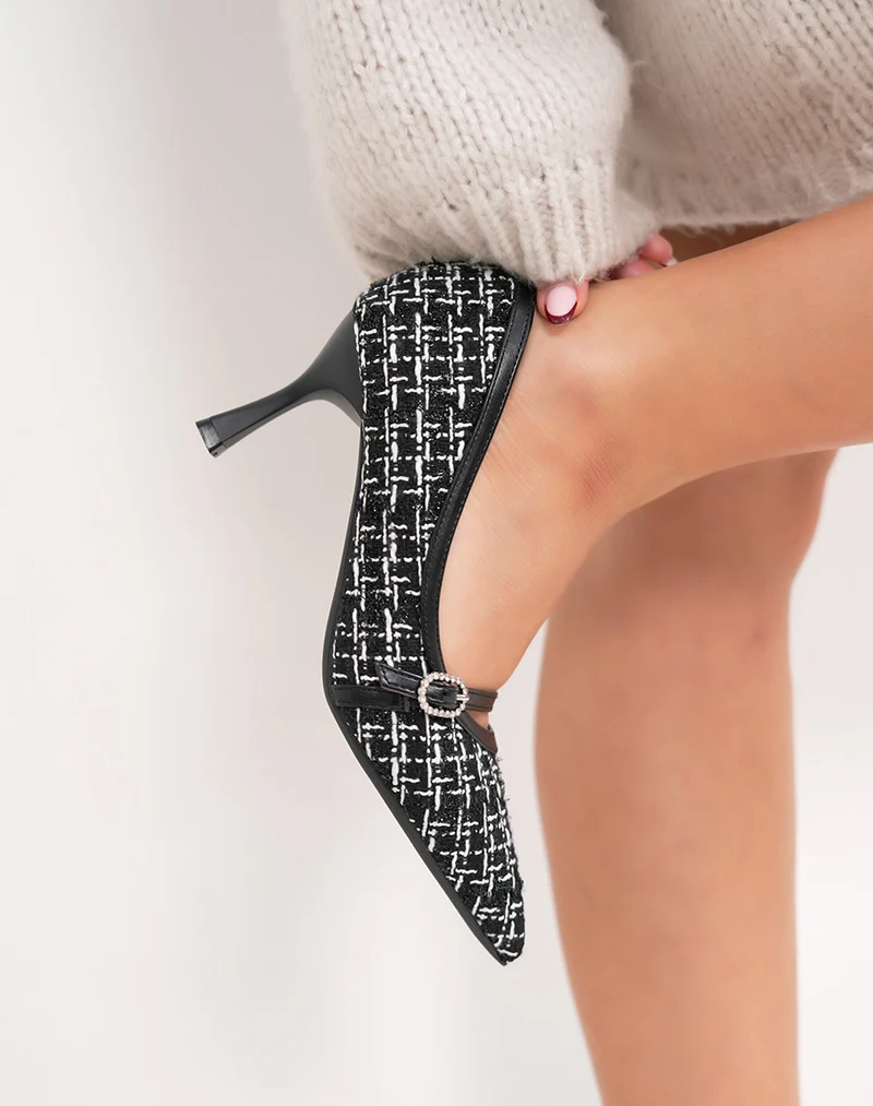 Escarpins femme noirs et blancs élégants en tweed avec boucle strassée