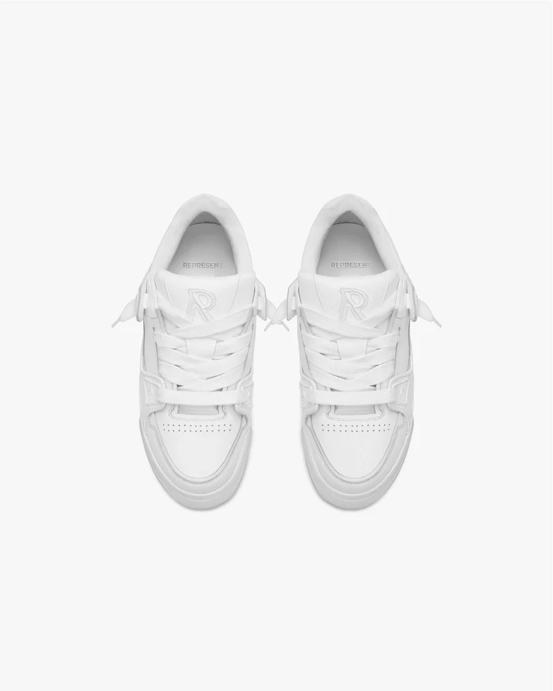 Studio Sneaker - Flat White