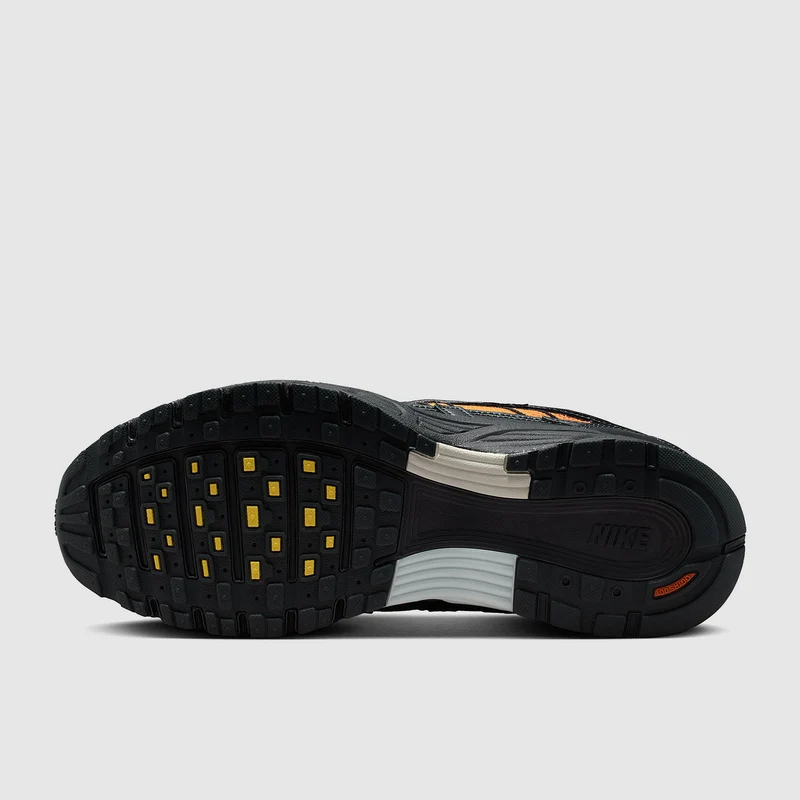 Nike Sportswear P-6000