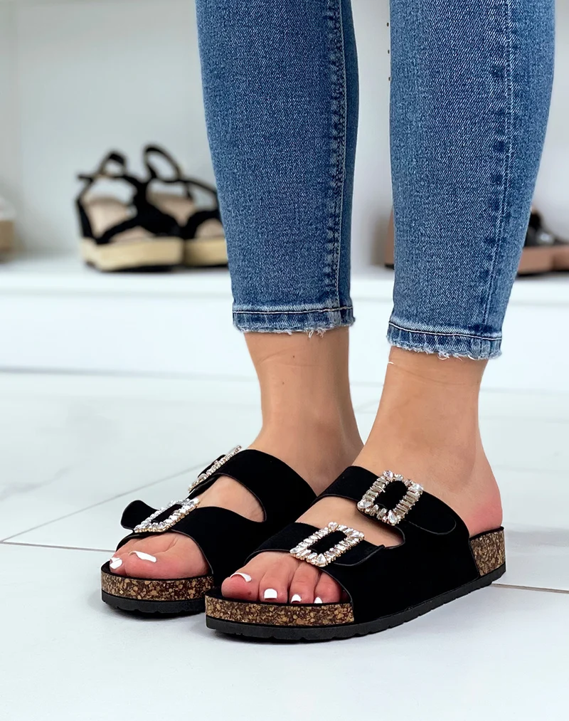 Mules noires à lanières épaisses et bijoux à strass