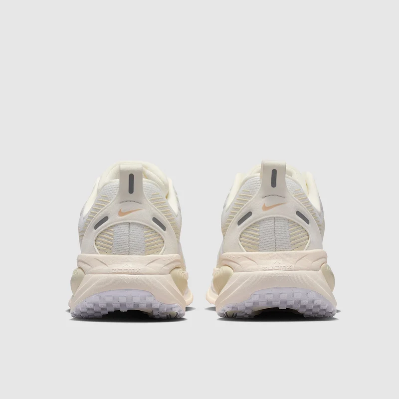 Nike Vomero 18 pour Femme