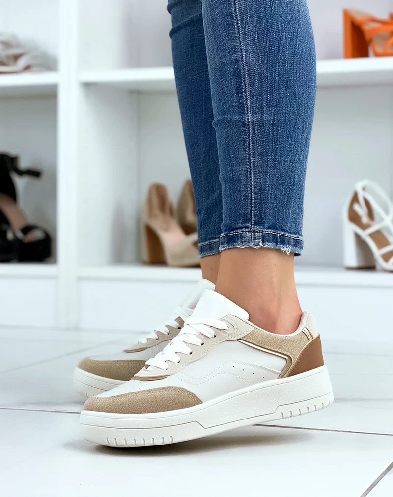 Baskets beiges à empiècements nudes