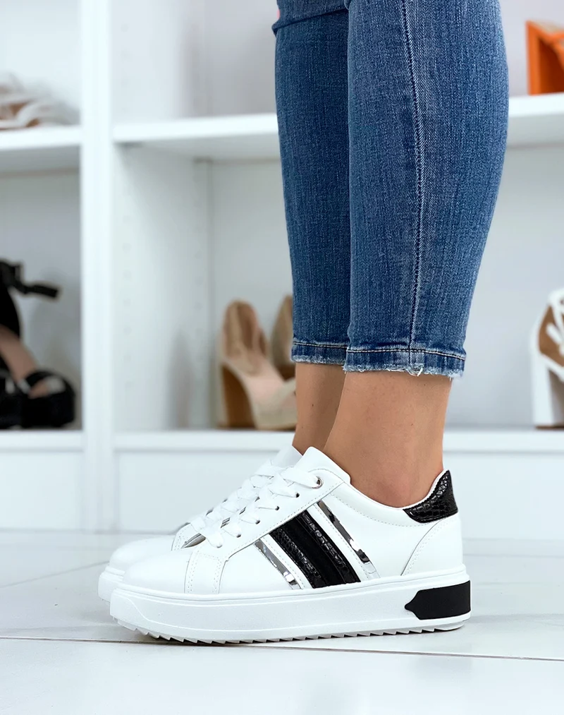 Baskets blanches à empiècements noirs croco et argentés