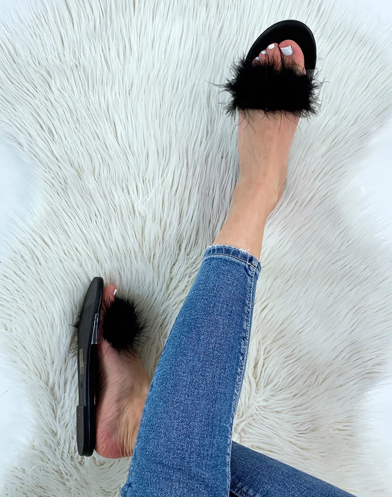 Mules plates noires à plumes
