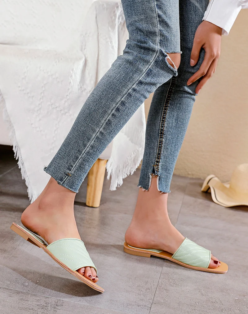 Mule en simili cuir vert