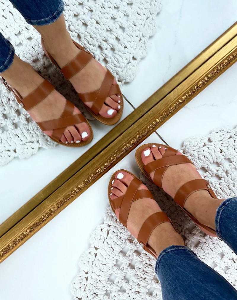 Nu-pieds à lanières épaisses camel