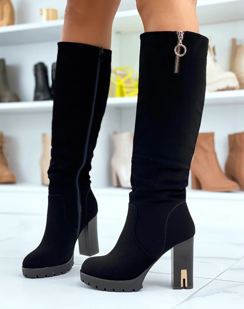 Bottes hautes noires en suédine lisse à détail doré