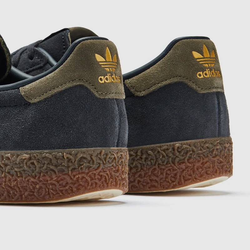 adidas Originals Montreal RM