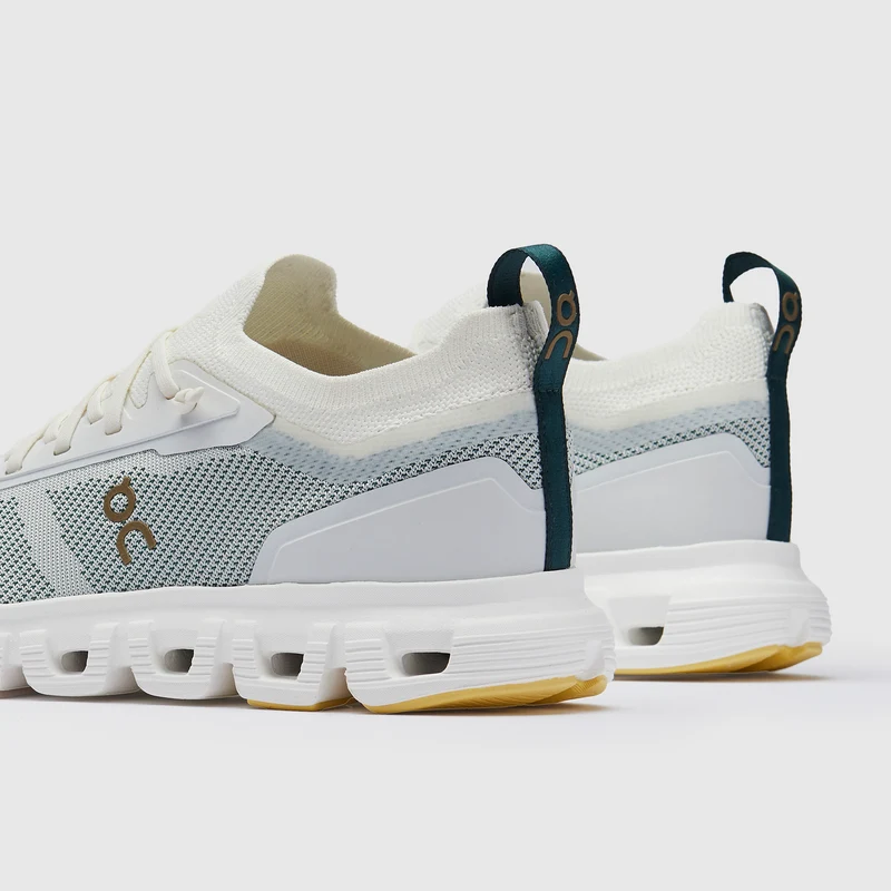 On Cloud 6 Versa pour Femme