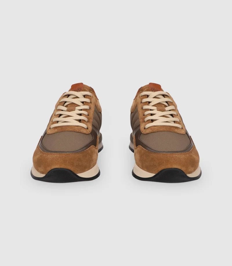 Chaussures sneakers en cuir beige