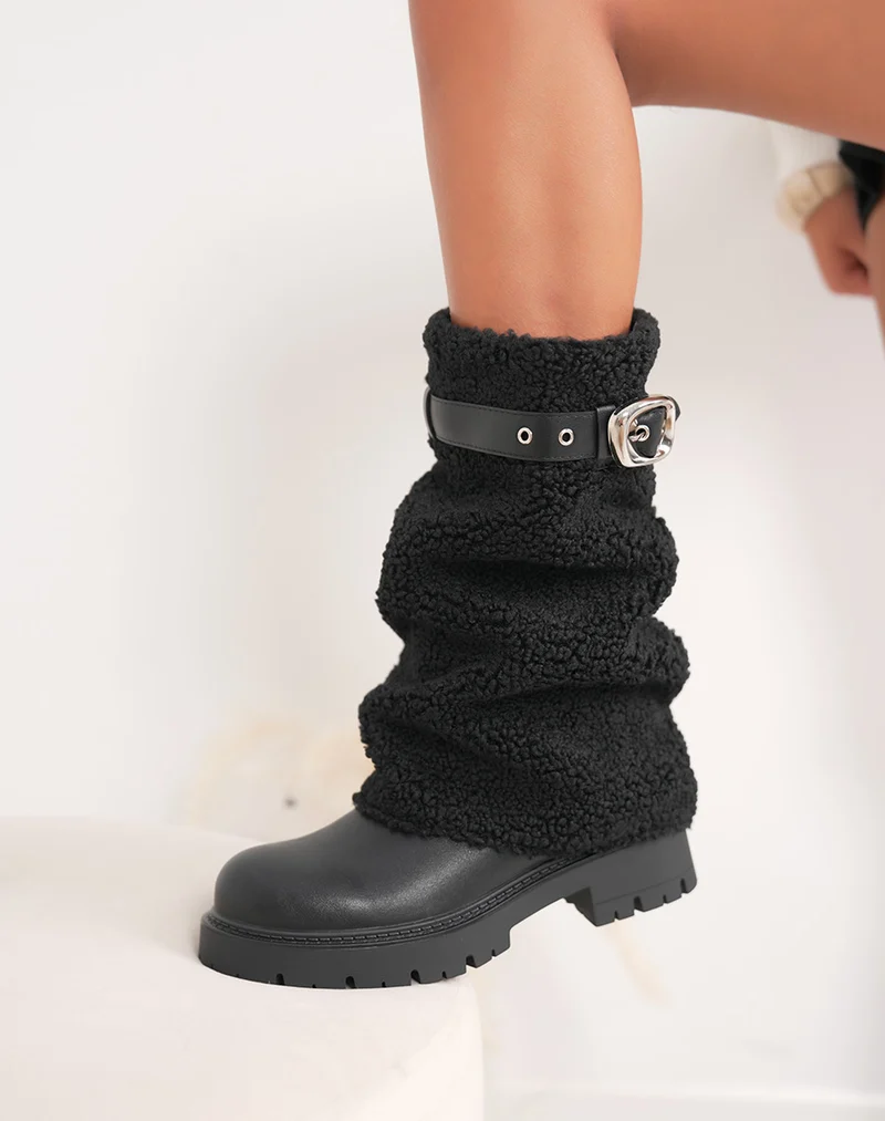 Bottines femme noires tendance à semelle crantée avec tige moumoute amovible