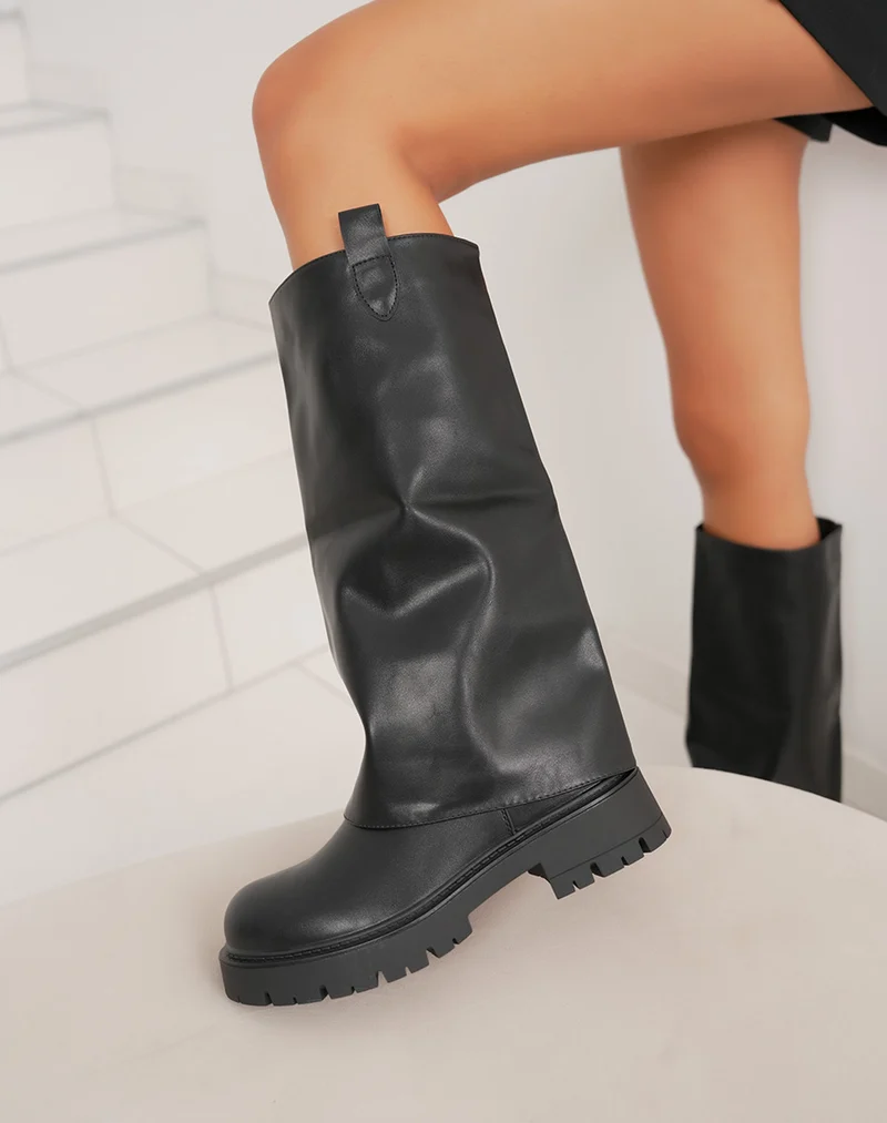 Bottes noires effet deux en un avec semelle crantée