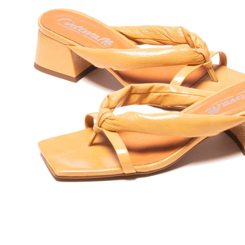 Collins Nude Leather