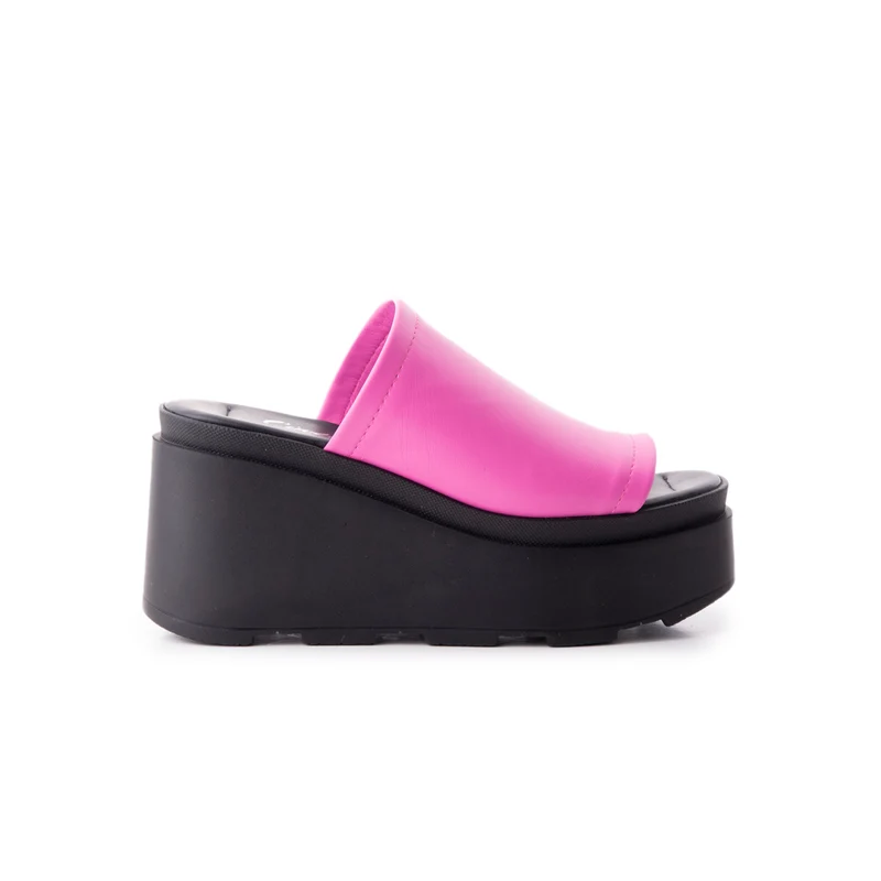 Bunny Fuschia Leather
