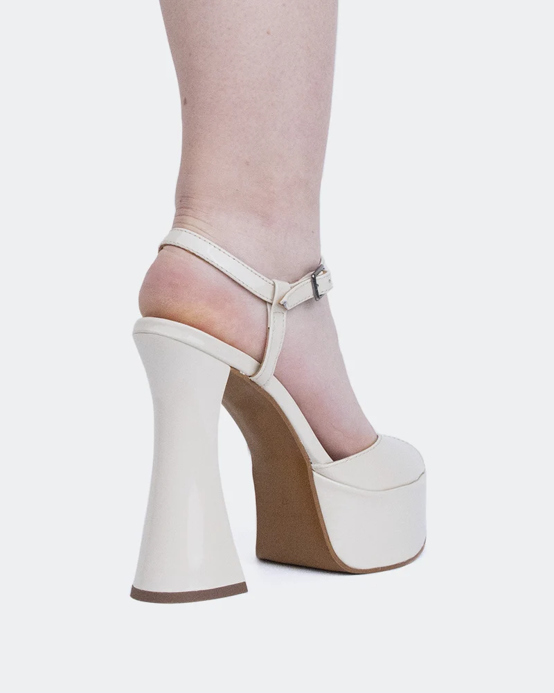 Westwood Off White Patent/Ver.Blanc Cassé