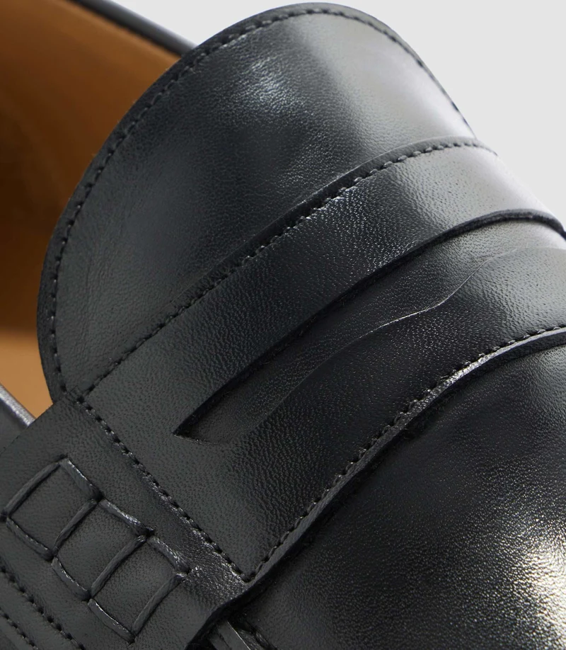 Mocassin couture noir "Erasmus"