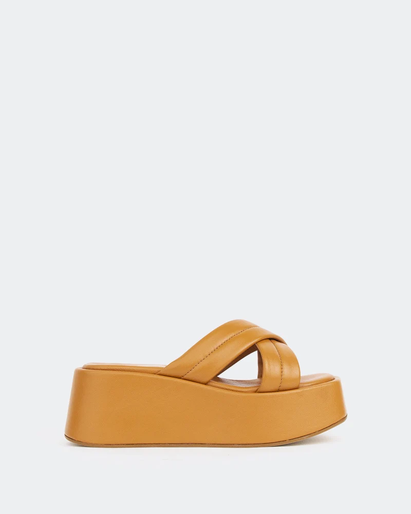 Sacra Tan Leather