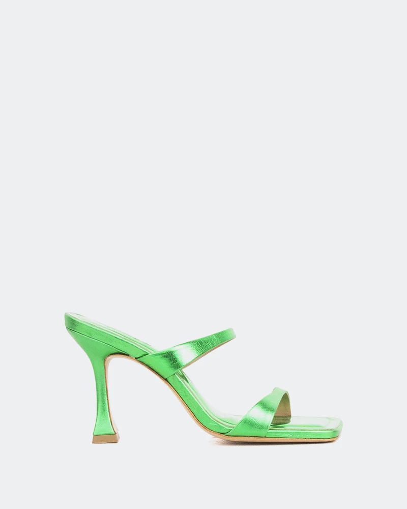 Pyramid Green Metal