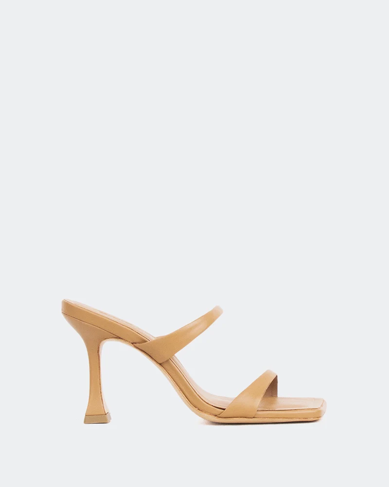 Pyramid Camel Leather