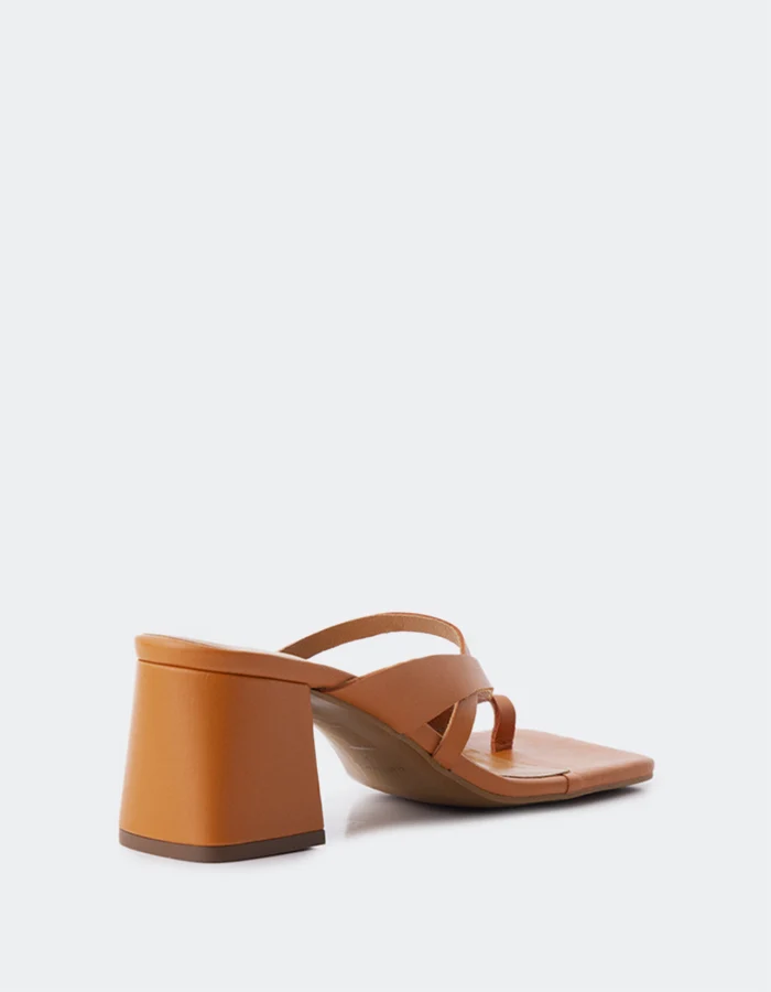 Barriada Orange Leather