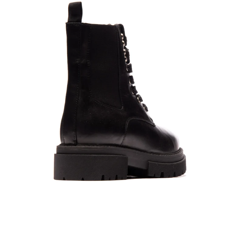 Jarry Black Leather