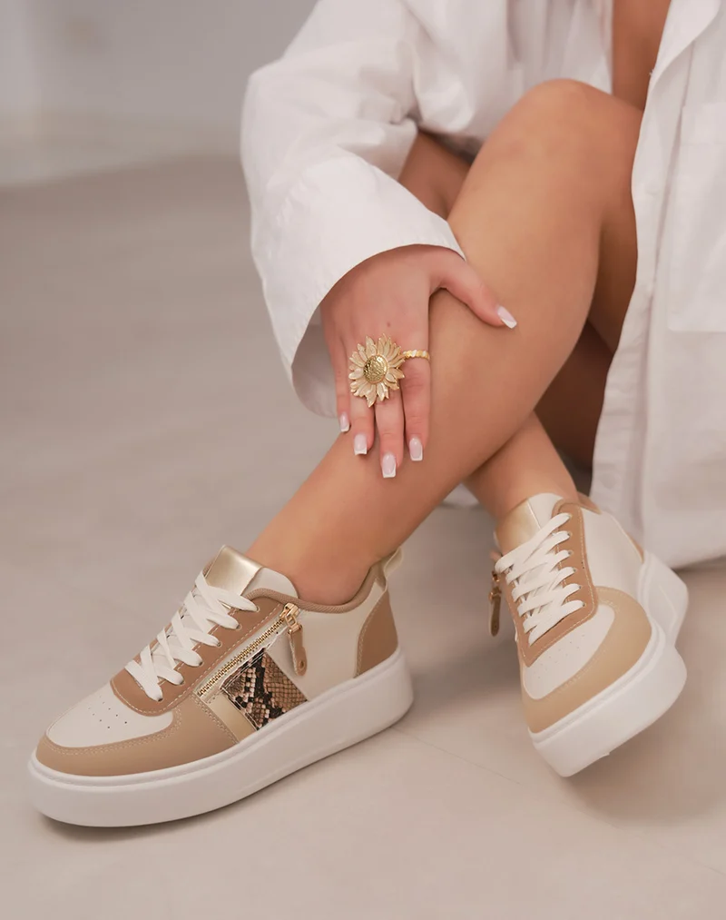 Basket femme beige et taupe avec zip latéral et empiècement effet python tendance