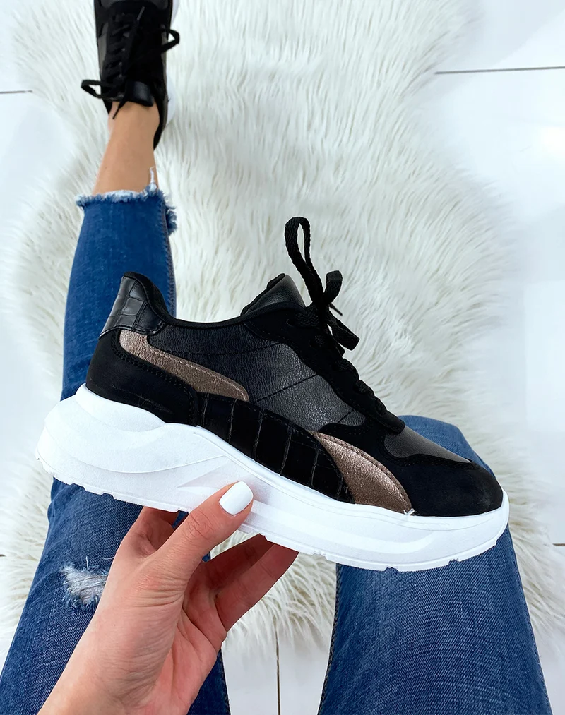 Baskets noires à multiples empiècements