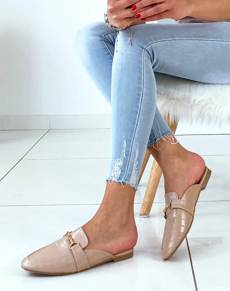 Mules styles mocassins beiges croco à brides