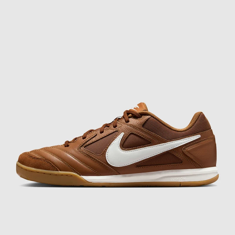 Nike Sportswear Gato