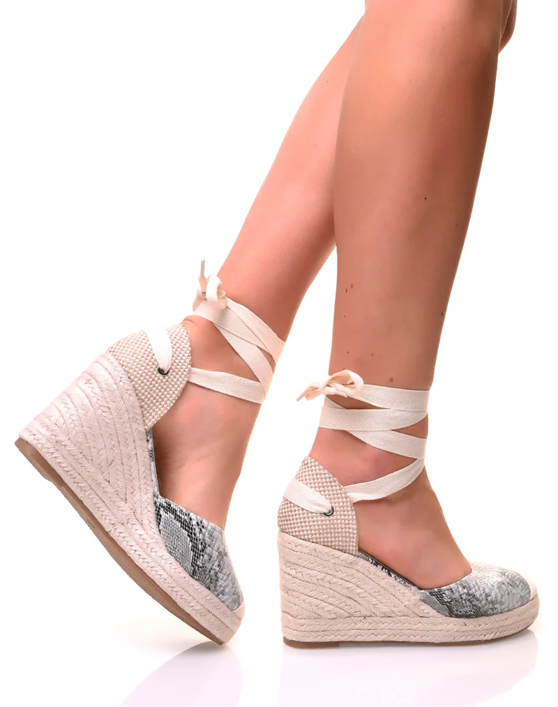 Espadrilles à talons compensés en toile effet python à rubans