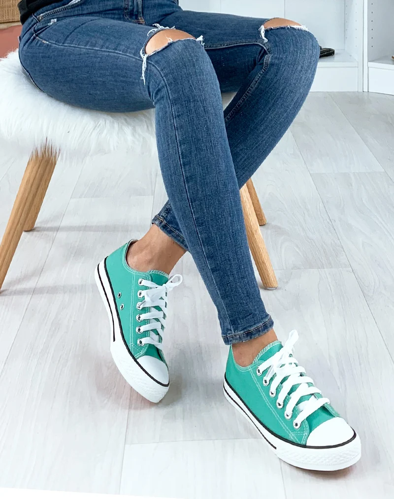 Baskets verts d?eau
